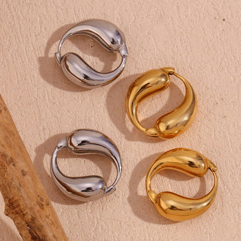Kiss Ring